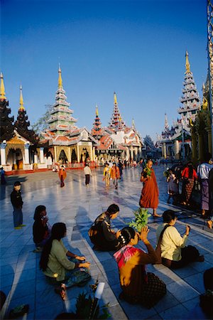simsearch:700-03685862,k - People at Shwedagon Pagoda, Yangon, Myanmar Stock Photo - Rights-Managed, Code: 700-00554878