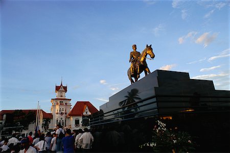 simsearch:700-00555259,k - People Crowded Around Statue, Kawit, Cavite, Philippines Stock Photo - Rights-Managed, Code: 700-00555300