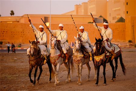 Hommes à cheval, Marrakech, Maroc Photographie de stock - Rights-Managed, Code: 700-00555592