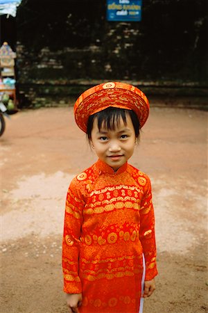 simsearch:841-08102090,k - Portrait of Girl in Traditional Clothing, Hue, Vietnam Stock Photo - Rights-Managed, Code: 700-00555670