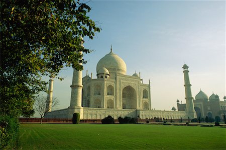 simsearch:841-07600089,k - Taj Mahal, Agra, India Foto de stock - Con derechos protegidos, Código: 700-00556256