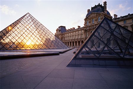 pyramid glass ceilings - Sculptures in Front of Louvre, Paris, France Stock Photo - Rights-Managed, Code: 700-00556446
