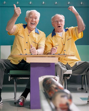 simsearch:600-01073545,k - Men Bowling Stock Photo - Rights-Managed, Code: 700-00551777