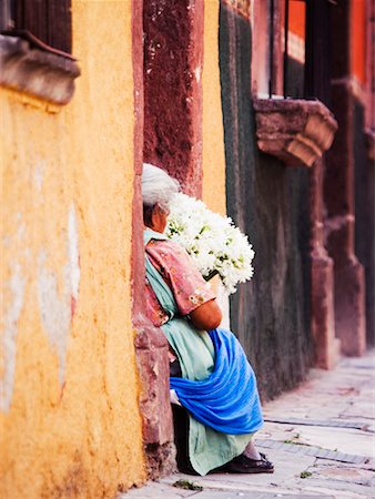 Woman Selling Flowers, San Miguel de Allende, Guanajuato, Mexico Stock Photo - Rights-Managed, Code: 700-00560803