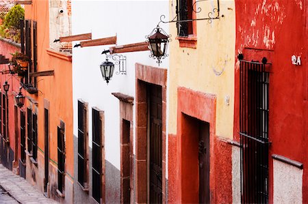 simsearch:700-05662619,k - Colourful Buildings, San Miguel de Allende, Guanajuato, Mexico Stock Photo - Rights-Managed, Code: 700-00560825