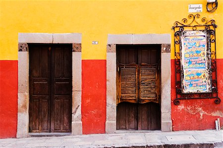signs for mexicans - Exterior of Building, San Miguel de Allende, Guanajuato, Mexico Stock Photo - Rights-Managed, Code: 700-00560827