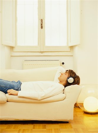 simsearch:700-00561804,k - Young Man Listening To Music Stock Photo - Rights-Managed, Code: 700-00561779