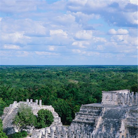 simsearch:700-00023229,k - Temple of the Warriors, Chichen-Itza, Yucatan, Mexico Foto de stock - Con derechos protegidos, Código: 700-00592918