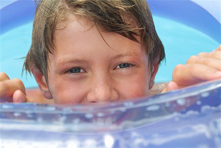 simsearch:700-00047115,k - Boy in Pool Stock Photo - Rights-Managed, Code: 700-00604064