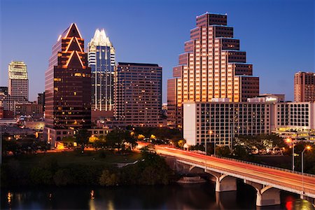 simsearch:700-00523850,k - Cityscape at Dusk, Austin, Texas, USA Stock Photo - Rights-Managed, Code: 700-00606974
