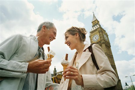 simsearch:700-00155973,k - Couple Eating Ice Cream, London, England Stock Photo - Rights-Managed, Code: 700-00607148