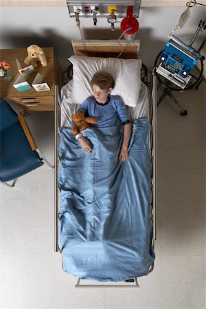 simsearch:700-03768690,k - Boy in Hospital Bed Stock Photo - Rights-Managed, Code: 700-00607217