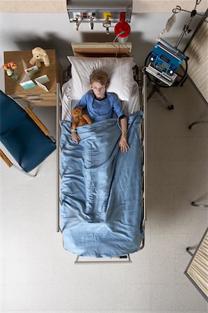 simsearch:700-03768690,k - Boy in Hospital Bed Stock Photo - Rights-Managed, Code: 700-00607218