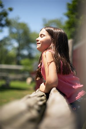 simsearch:700-01716701,k - Portrait of Girl Outdoors Stock Photo - Rights-Managed, Code: 700-00609501
