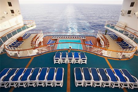 simsearch:700-01236711,k - Cruise Ship Deck Stock Photo - Rights-Managed, Code: 700-00616820
