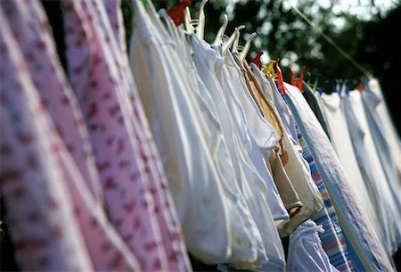 simsearch:700-00270300,k - Clothesline Foto de stock - Con derechos protegidos, Código: 700-00617296