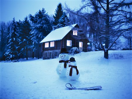 exterior color for house in the forest - Two Snowmen Outside Log Cabin Stock Photo - Rights-Managed, Code: 700-00617492