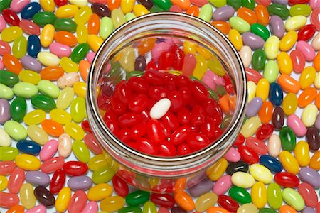 simsearch:700-00015318,k - Assorted Jelly Beans Photographie de stock - Rights-Managed, Code: 700-00611003