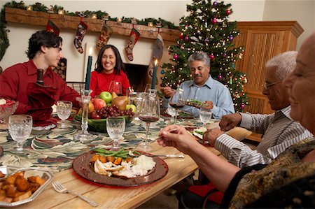 simsearch:600-01838225,k - Family Having Christmas Dinner Stock Photo - Rights-Managed, Code: 700-00623528