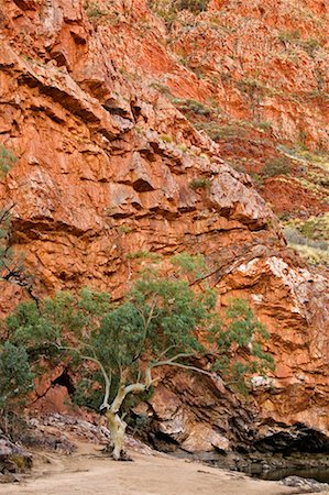 Ormiston Gorge in the West MacDonnell Ranges, Northern Territory, Australia Stock Photo - Rights-Managed, Code: 700-00635486