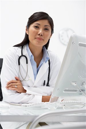 simsearch:700-00639454,k - Doctor at Computer Stock Photo - Rights-Managed, Code: 700-00639390