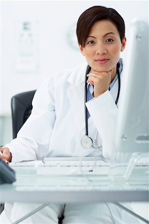 simsearch:700-00639454,k - Doctor at Computer Stock Photo - Rights-Managed, Code: 700-00639439