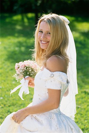 simsearch:700-00078450,k - Portrait of Bride Stock Photo - Rights-Managed, Code: 700-00641250