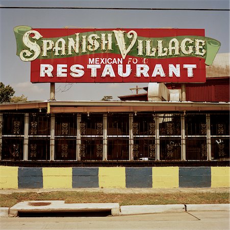 signs for mexicans - Restaurant Village Espagnol, Houston, Texas, USA Photographie de stock - Rights-Managed, Code: 700-00659679