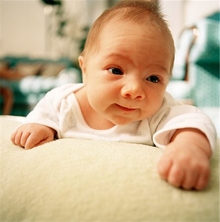 simsearch:600-01260332,k - Portrait of Newborn Baby Stock Photo - Rights-Managed, Code: 700-00661238