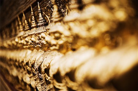 simsearch:700-00795780,k - Ornate Statues, Wat Phra Keo, Bangkok, Thailand Foto de stock - Con derechos protegidos, Código: 700-00681093