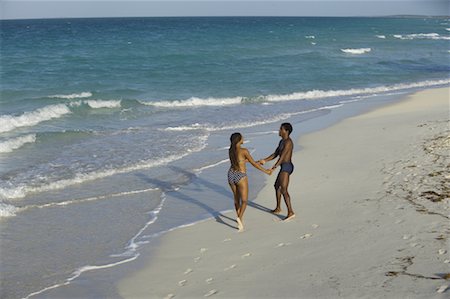 simsearch:700-00530261,k - Cuban Couple Walking Along Beach, Cuba Stock Photo - Rights-Managed, Code: 700-00711769