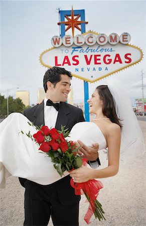 simsearch:700-00748266,k - Mariée et le marié par signe, Las Vegas, Nevada, USA Photographie de stock - Rights-Managed, Code: 700-00711852