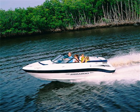 simsearch:700-00082926,k - People in Speedboat, Sarasota Bay, Florida, USA Stock Photo - Rights-Managed, Code: 700-00768107