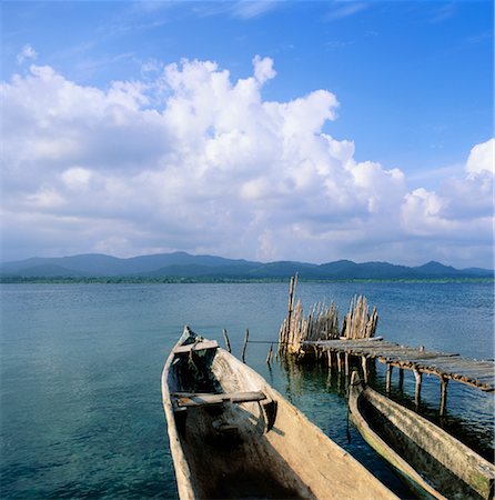 simsearch:862-07495921,k - Dugout Canoes at Dock, San Blas Islands, Panama Stock Photo - Rights-Managed, Code: 700-00768710