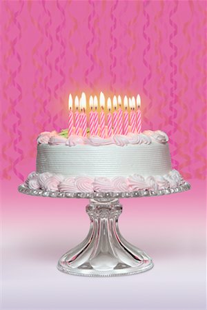 simsearch:700-00477709,k - Birthday Cake Stock Photo - Rights-Managed, Code: 700-00782217