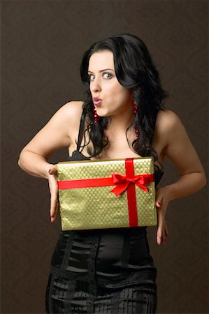 simsearch:700-00795365,k - Woman Holding Gift Stock Photo - Rights-Managed, Code: 700-00795359