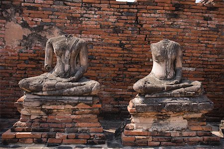 simsearch:700-00795780,k - Broken Buddha Statues, Wat Chai Wattanaram, Ayutthaya, Thailand Foto de stock - Con derechos protegidos, Código: 700-00795791