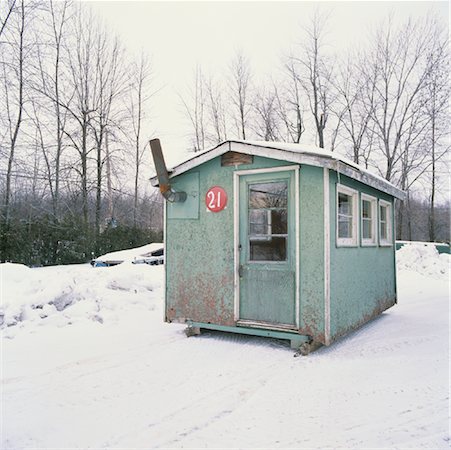 simsearch:700-00015498,k - Ice Fishing Hut, Quebec Foto de stock - Con derechos protegidos, Código: 700-00795930