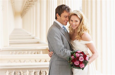 simsearch:700-00748266,k - Portrait de mariés Photographie de stock - Rights-Managed, Code: 700-00796293