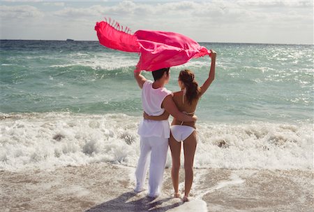 simsearch:400-04377093,k - Couple on Beach Stock Photo - Rights-Managed, Code: 700-00848286