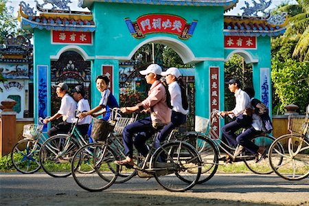 riding bike female basket - Group Riding Bicycles, Phuong Nam, Vietnam Stock Photo - Rights-Managed, Code: 700-00866448