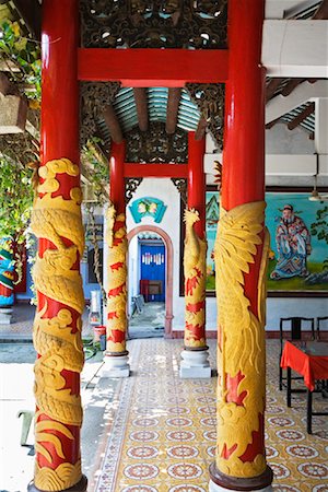 dragon and column - Ornate Pillars in Hall, Cantonese Hall, Hoi An, Vietnam Stock Photo - Rights-Managed, Code: 700-00866476