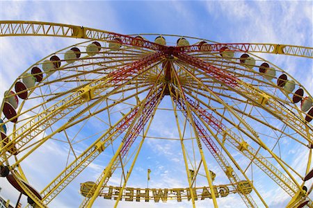 simsearch:700-02990047,k - Ferris Wheel at the CNE, Toronto, Canada Stock Photo - Rights-Managed, Code: 700-00897396