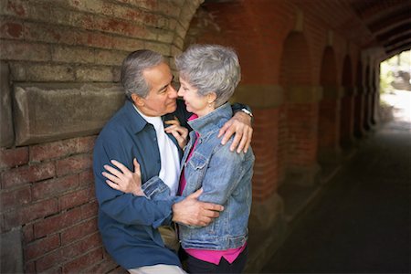 simsearch:700-02377059,k - Couple Hugging Under Bridge, Central Park, New York City, New York, USA Stock Photo - Rights-Managed, Code: 700-00917683