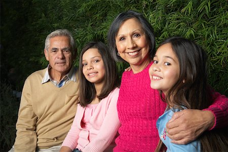 simsearch:696-03401677,k - Grandparents With Their Granddaughters Outdoors Stock Photo - Rights-Managed, Code: 700-00918102