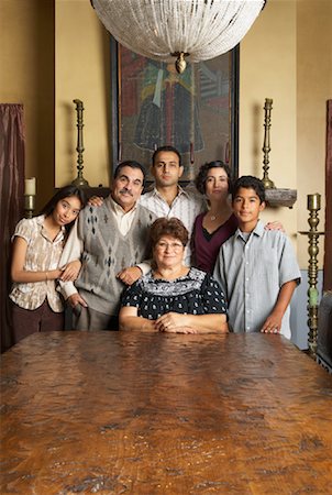 simsearch:700-00477491,k - Portrait of Family Stock Photo - Rights-Managed, Code: 700-00918228
