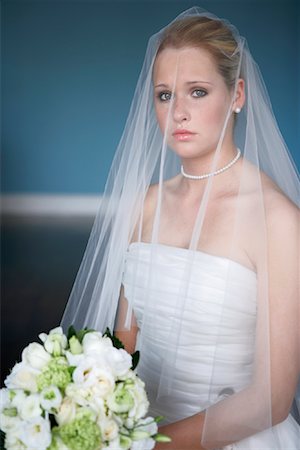 simsearch:700-00078450,k - Portrait of a Bride Stock Photo - Rights-Managed, Code: 700-00911226