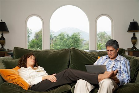 Couple in Living Room Stock Photo - Rights-Managed, Code: 700-00912134