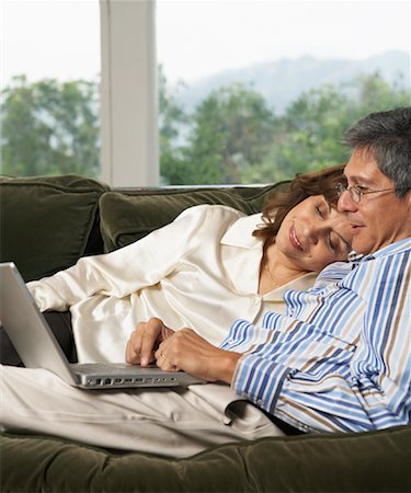 simsearch:700-00609249,k - Couple Using Laptop Stock Photo - Rights-Managed, Code: 700-00912137