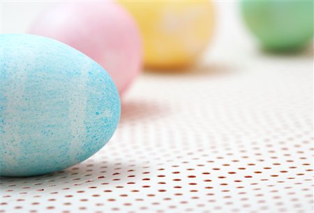 simsearch:700-01173313,k - Painted Eggs Stock Photo - Rights-Managed, Code: 700-00935214